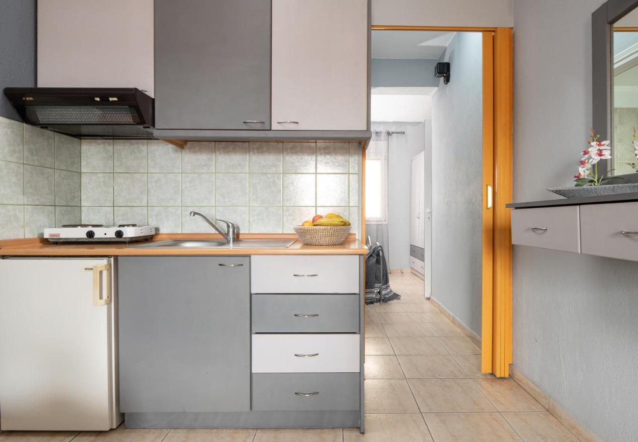 House Toula Elegant Lägenhet Sarti Exteriör bild